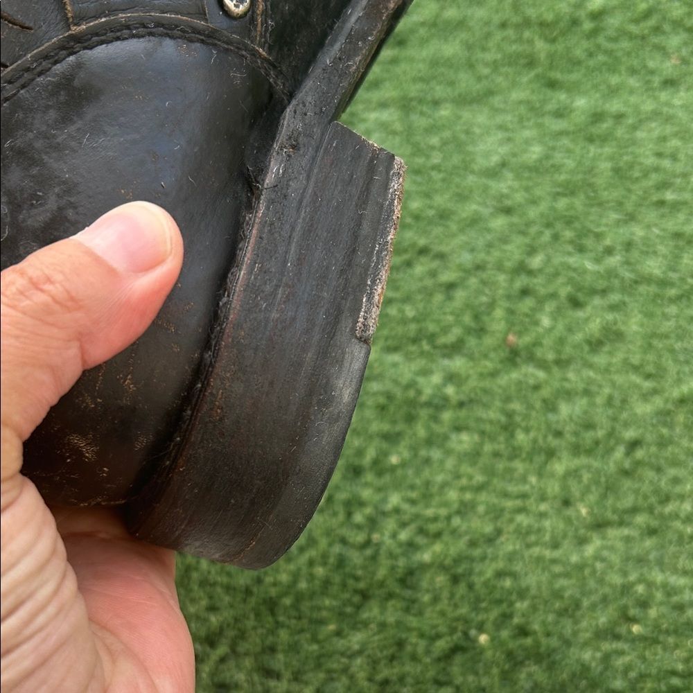 Frye Jenna Studded Disc Vintage Antique Distressed Leather Combat Short Boot - Picture 9 of 10